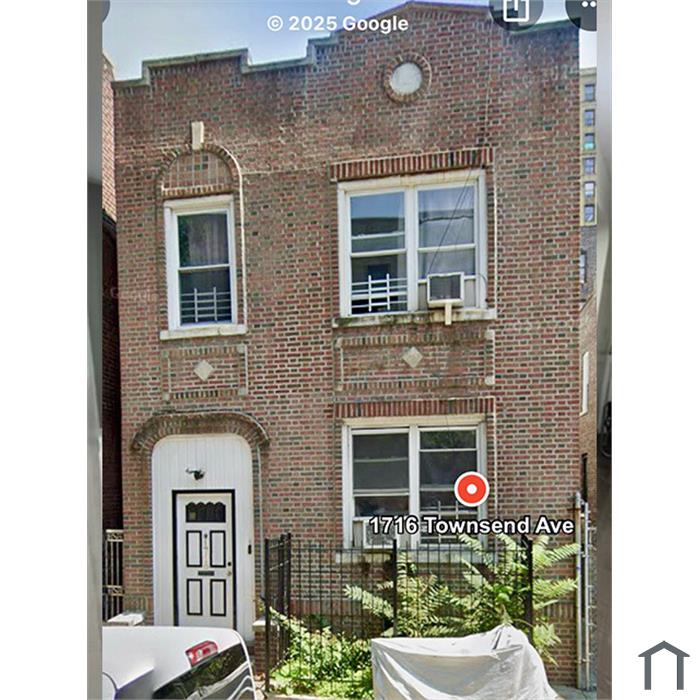 1716 Townsend Ave