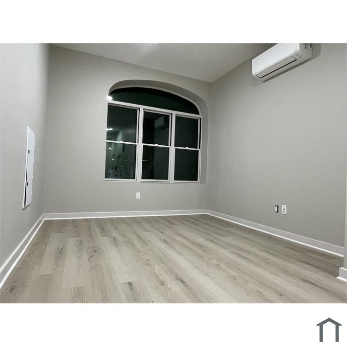 2425 Prospect Ave