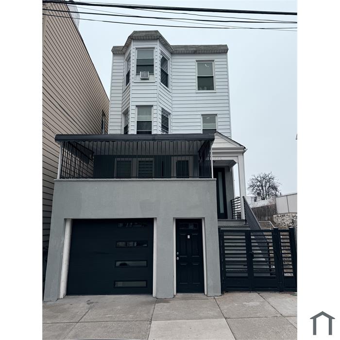 753 Van Nest Ave