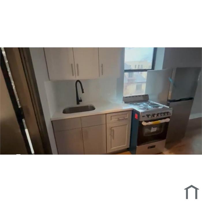 69 Stevenson Pl