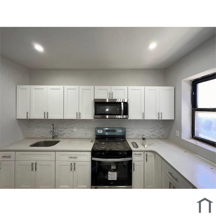 1375 Burke Ave