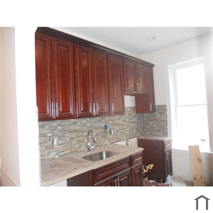 3 Bedroom Apartment 425 Zerega Ave in Bronx, NY