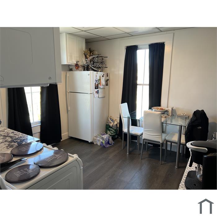 53 Gleneida Ave