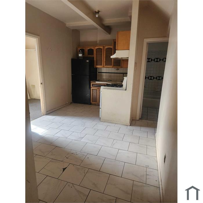 149 W 5th St