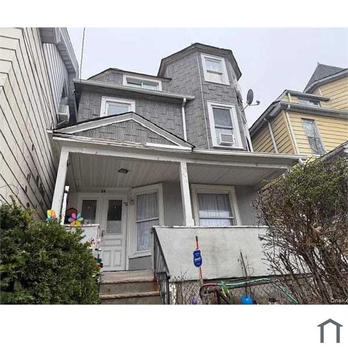 39 N Terrace Ave