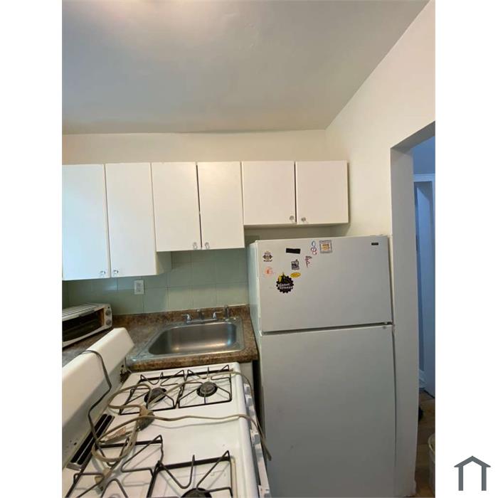 53 Glenwood Ave