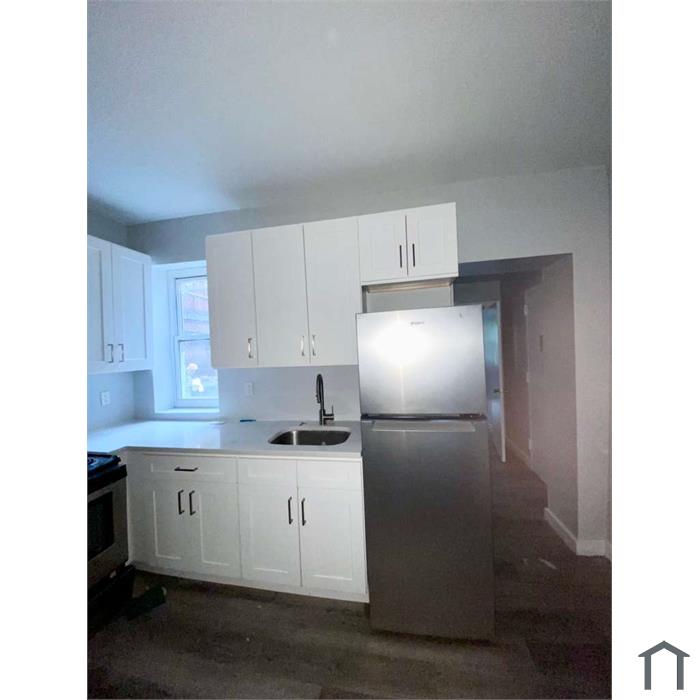 60 Yonkers Ave