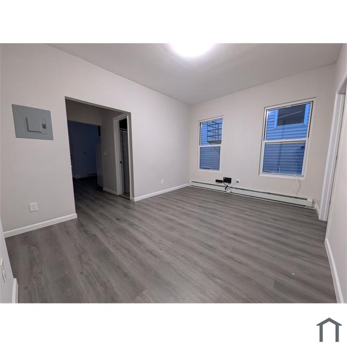 95 Maple St