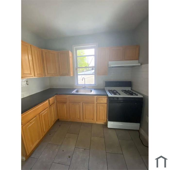 1 Oneida St