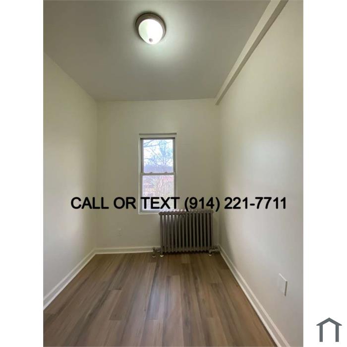 26 Vineyard Ave