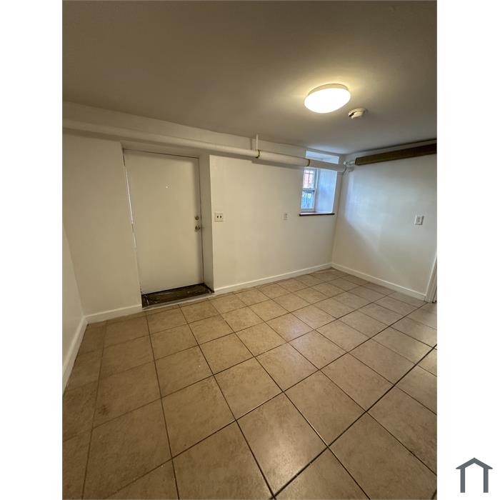 25 Saratoga Ave
