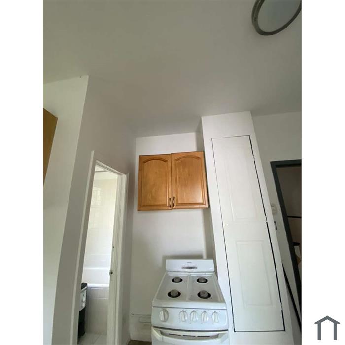 33 Tuckahoe Rd