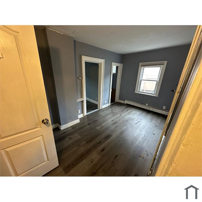 24 Union St