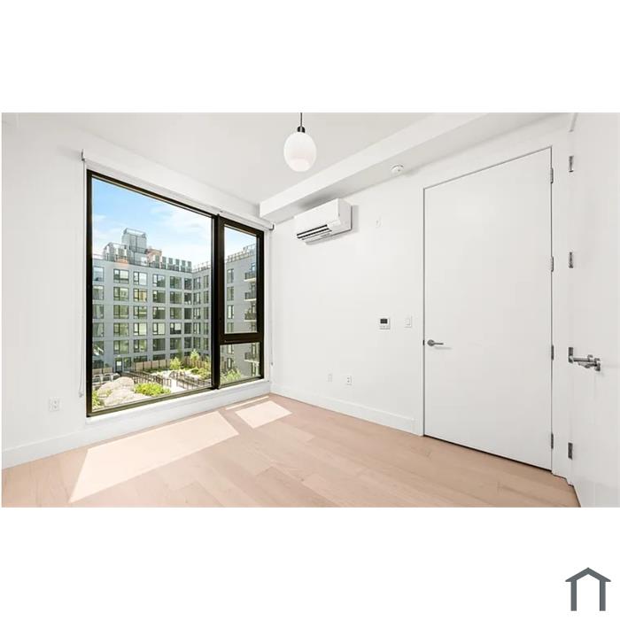 218 Front St