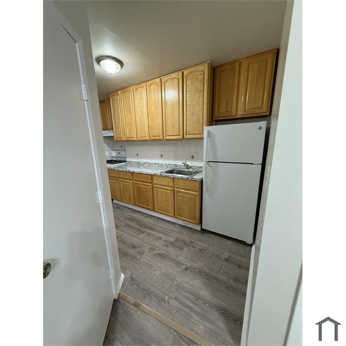 224 Sunnyside Ave