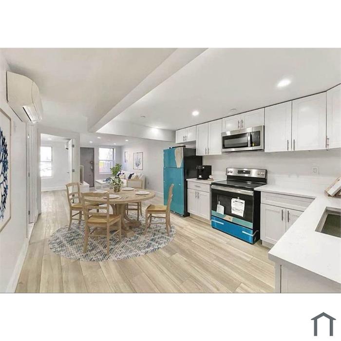 1262 Sterling Pl