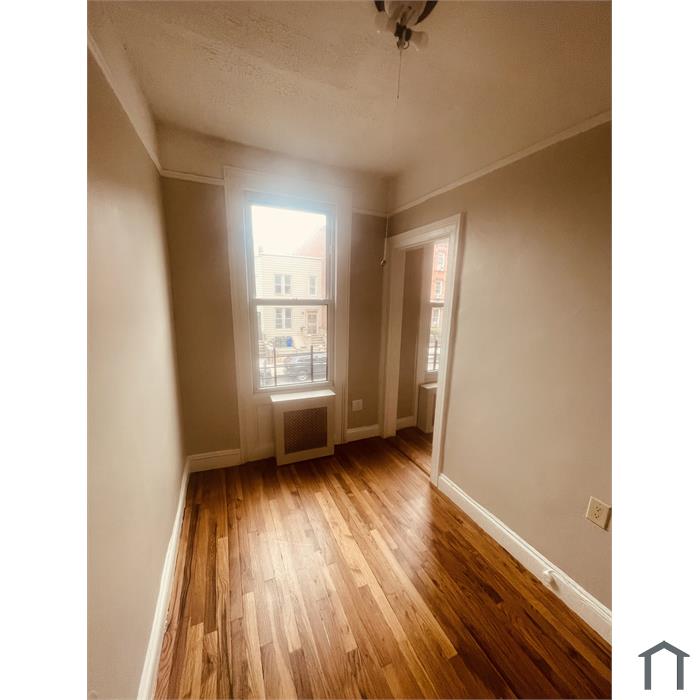 160 14th St