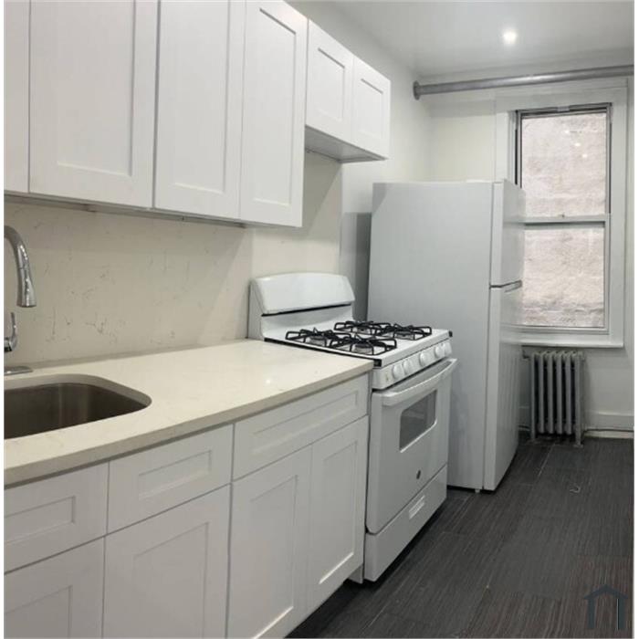 934 Lafayette Ave