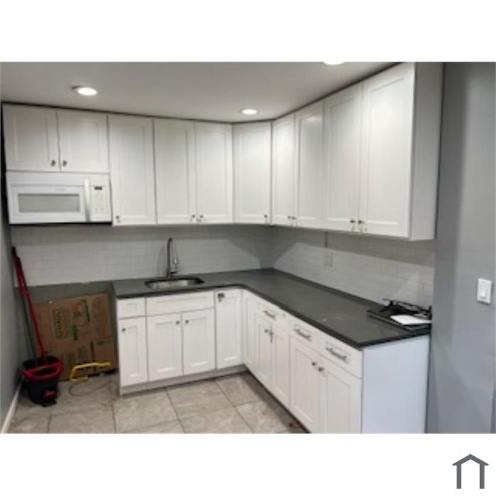 25616 Francis Lewis Blvd