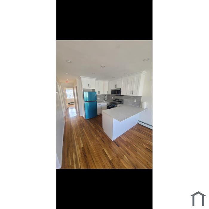 6943 Almeda Ave