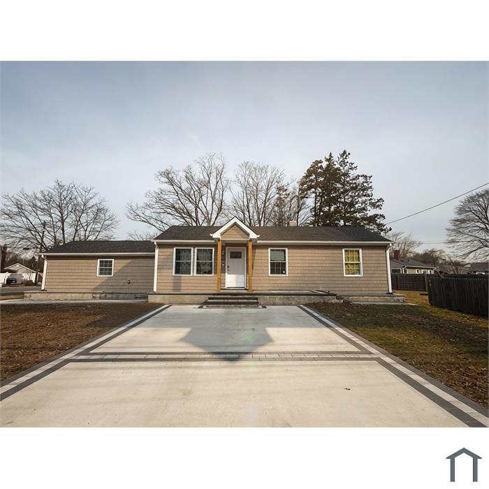 1013 Merriam Rd