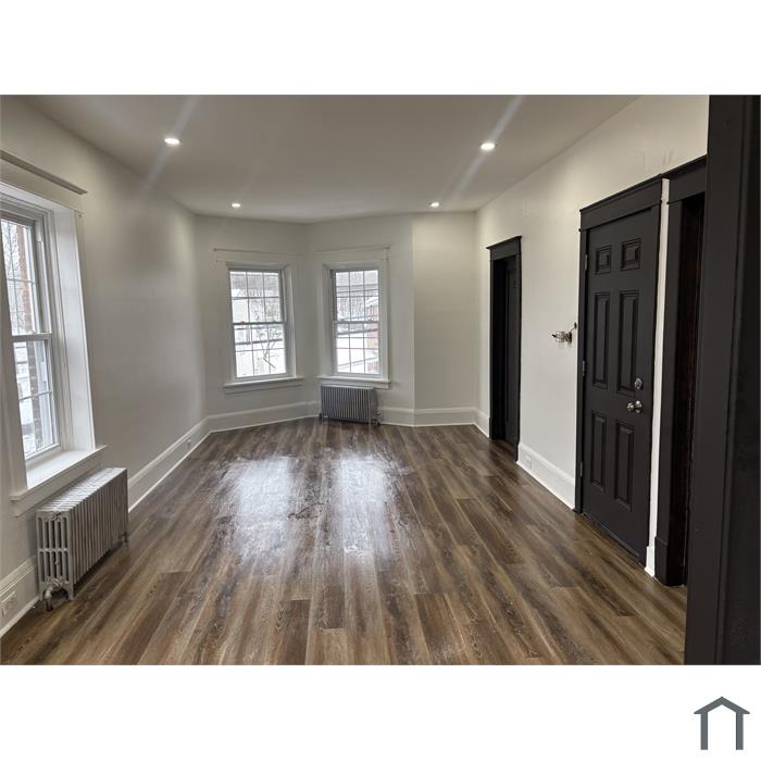 142 3rd St