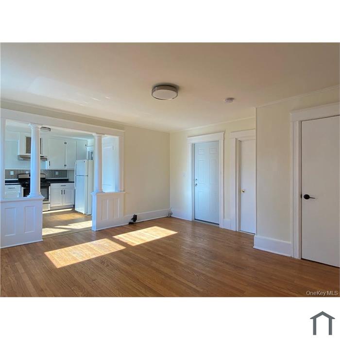 20 S White St