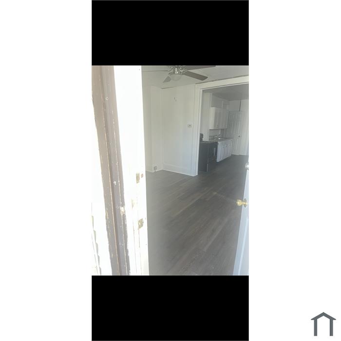6 Sullivan Ave