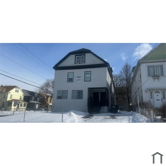 301 Maple St