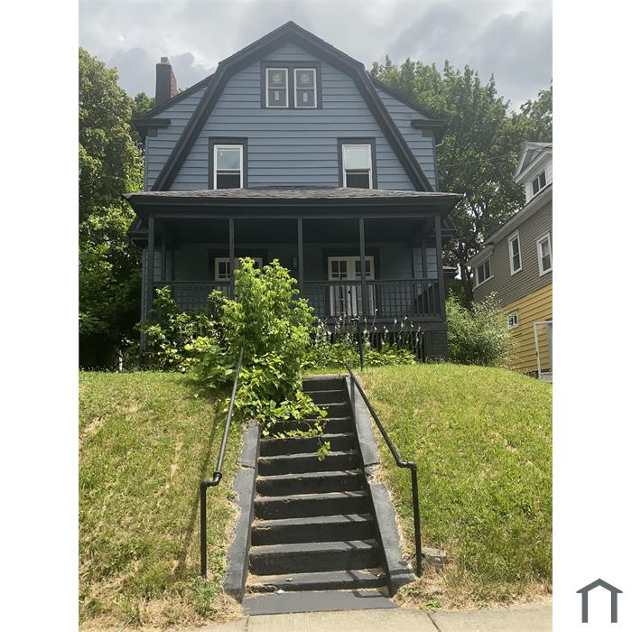 313 Bruce St