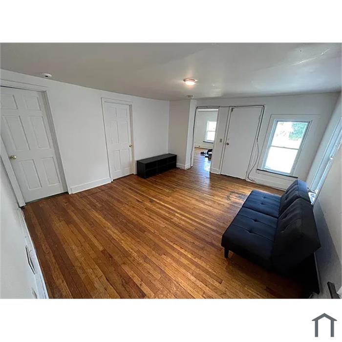 8 Vine St