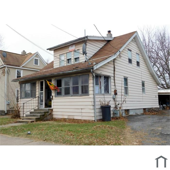22 1/2 Floral Ave