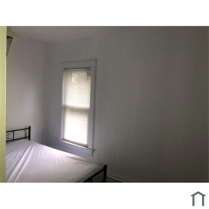 67 Schubert St