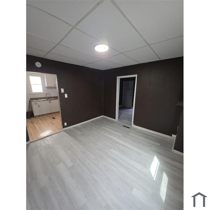 1361 Ashland Ave
