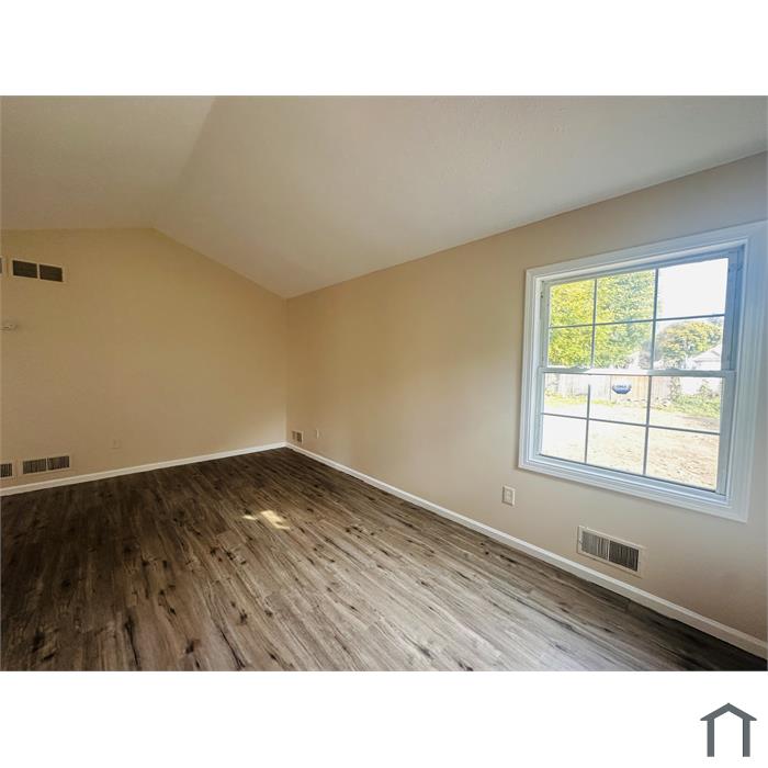 40 Evergreen St
