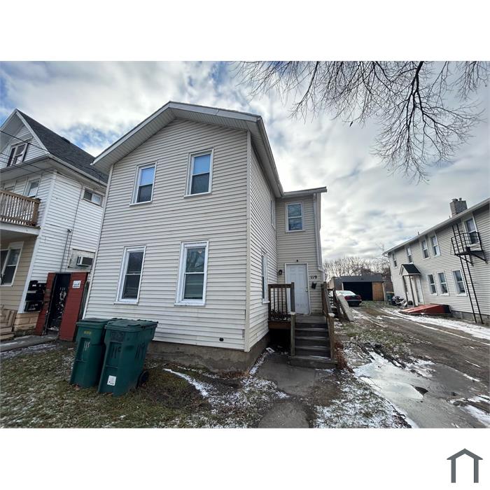 119 Woodbury St