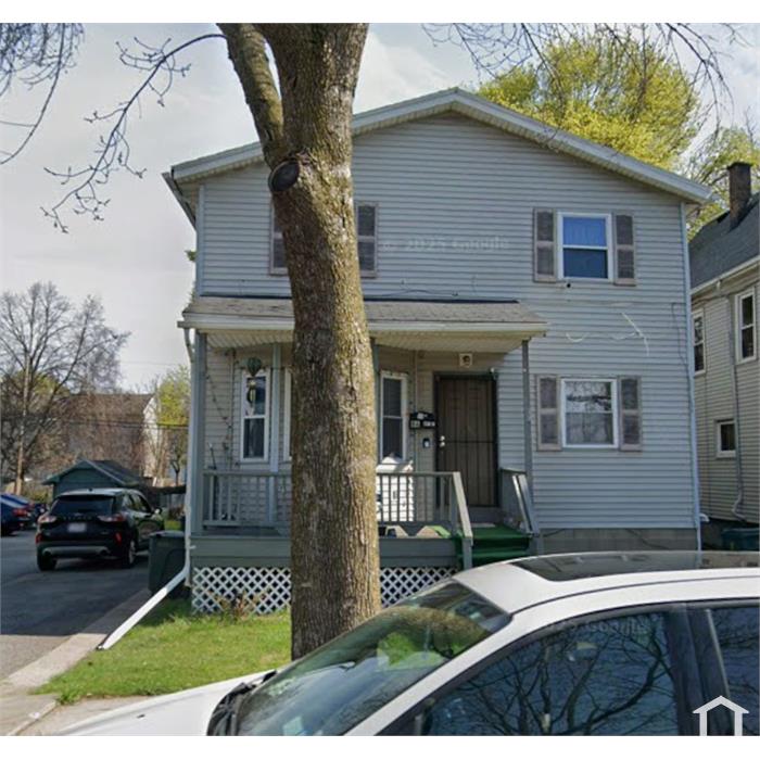 86 Lyndhurst St
