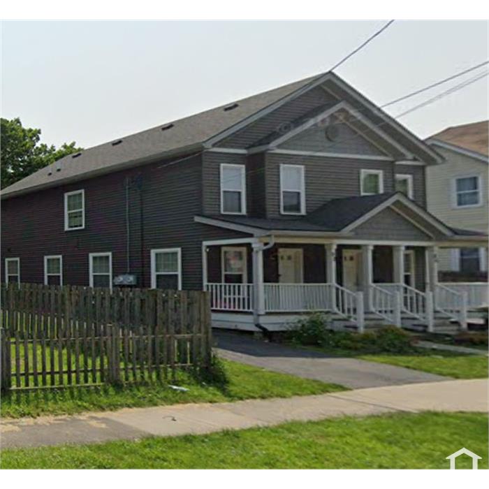 82 Grape St