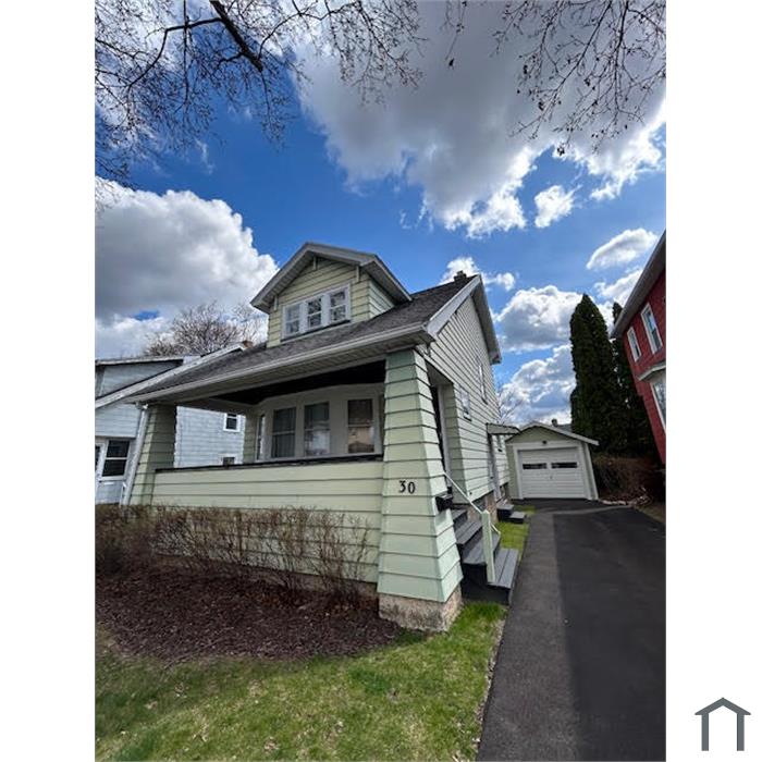 30 Dyson St