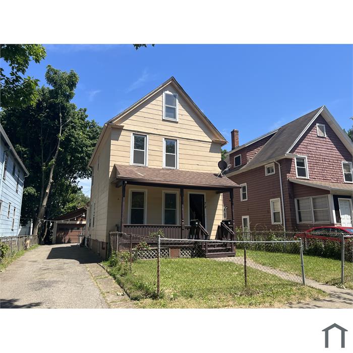 72 Lincoln Ave