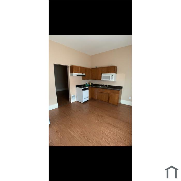 1454 Dewey Ave
