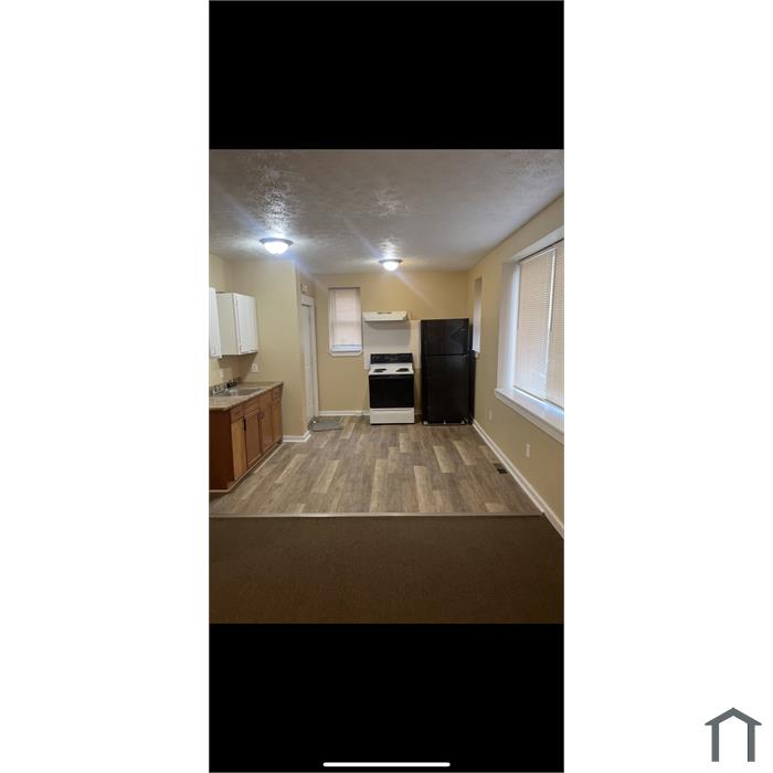 835 Portland Ave