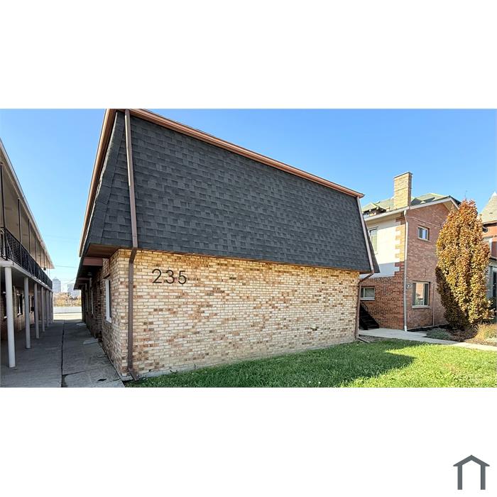 235 Hamilton Ave