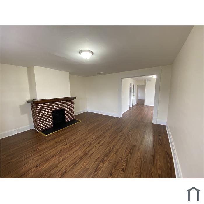 52 1/2 N Yale Ave