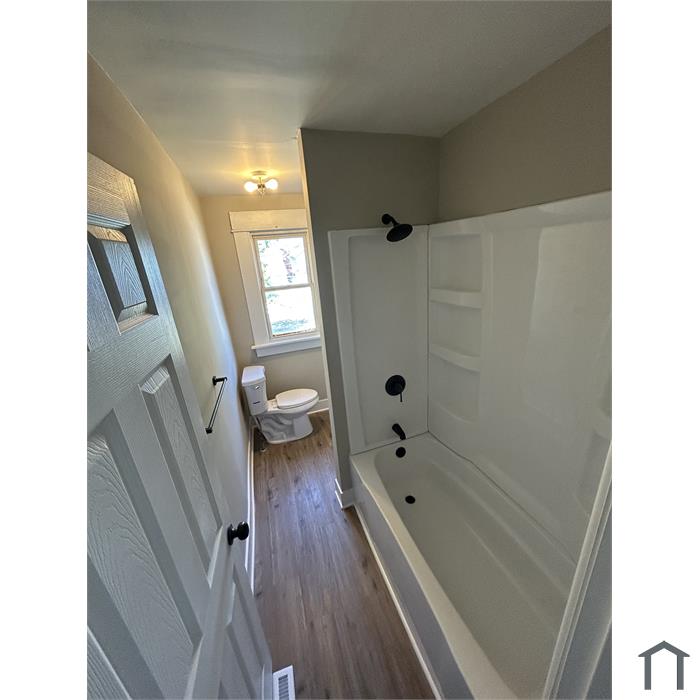 83 S Princeton Ave