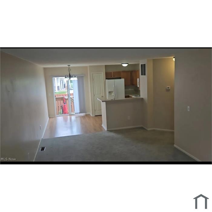 1006 Hartford Village Blvd