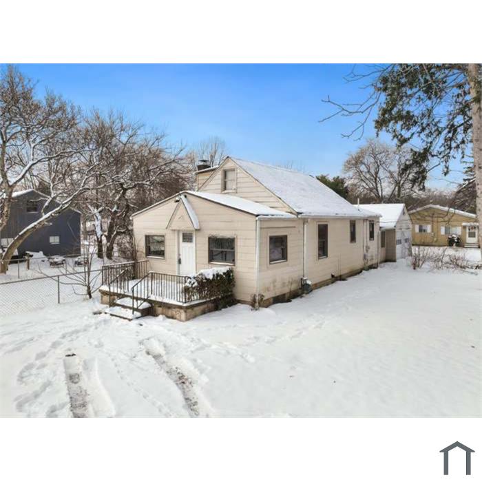 3229 S Hamilton Rd