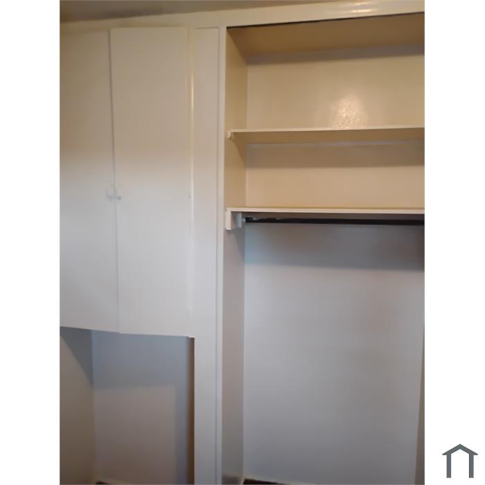 1220 E Manhattan Blvd