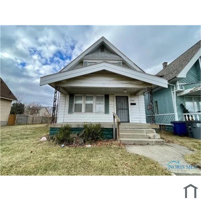 315 Austin St