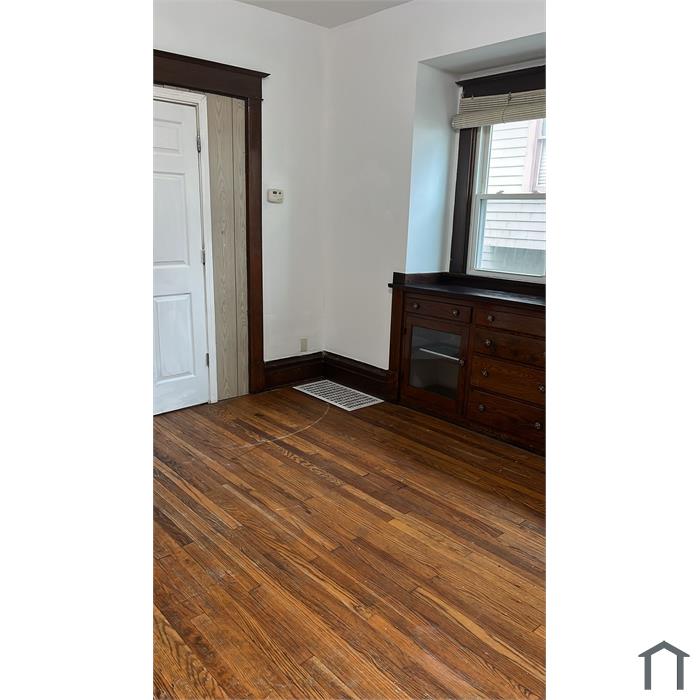 2421 Fulton St